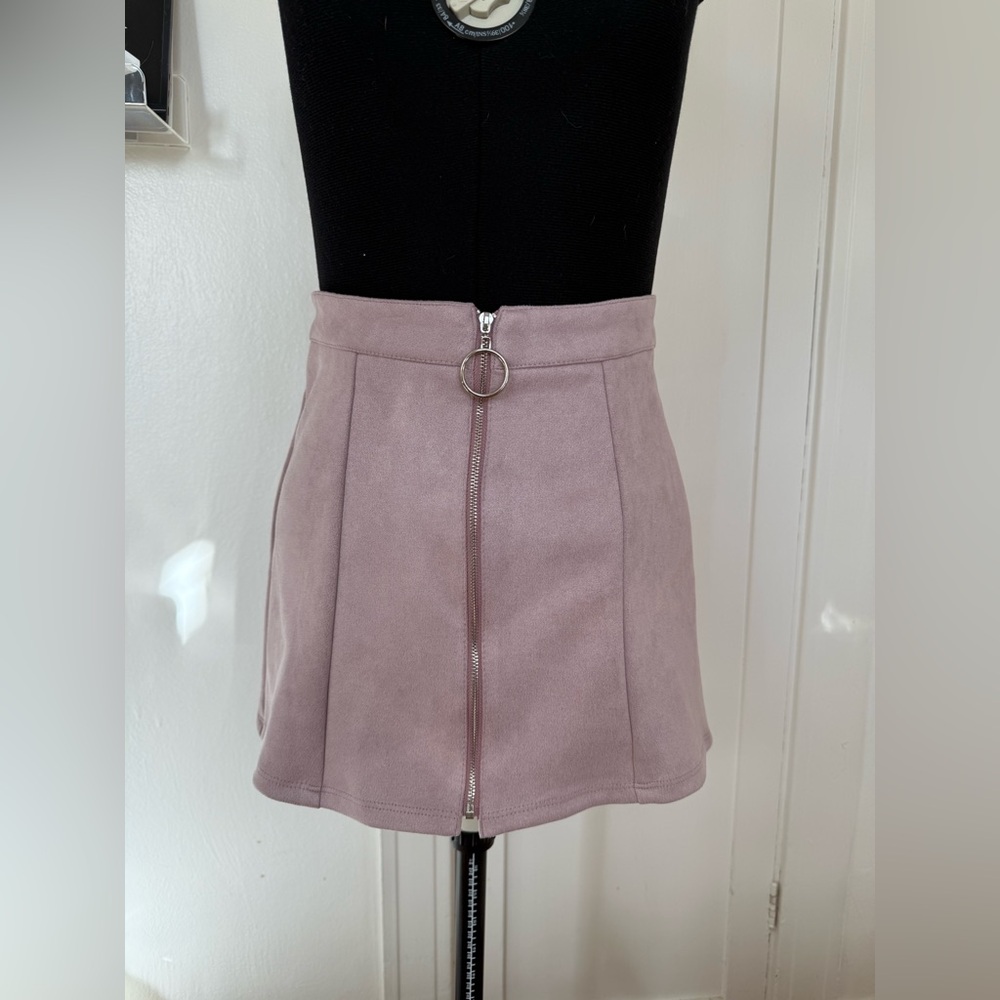 Altar'd State Mauve Skater Skirt with Zipper - XS - EUC